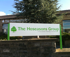 Hoseasons Sign